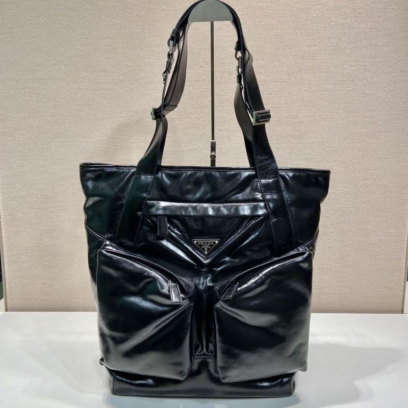 Pra*a shopping bags